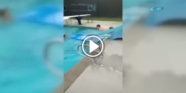 Kaydıraktan kaymak istedi ama...