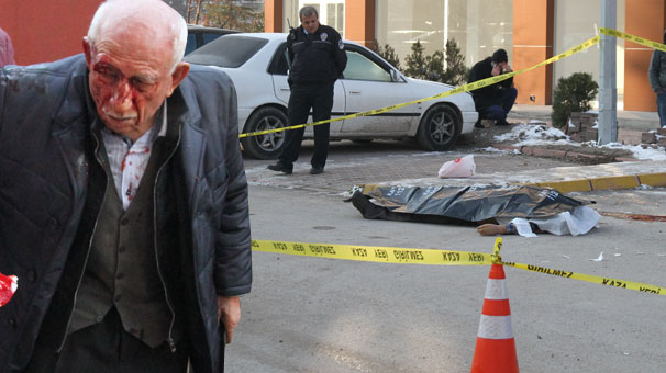 Kayınbaba, kuma getirmesine karşı çıkan damadını öldürdü