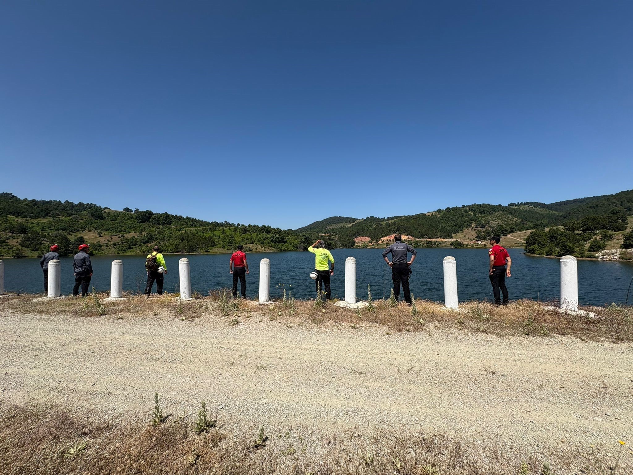 Kayıp Burak, havadan, karadan ve su altından aranıyor