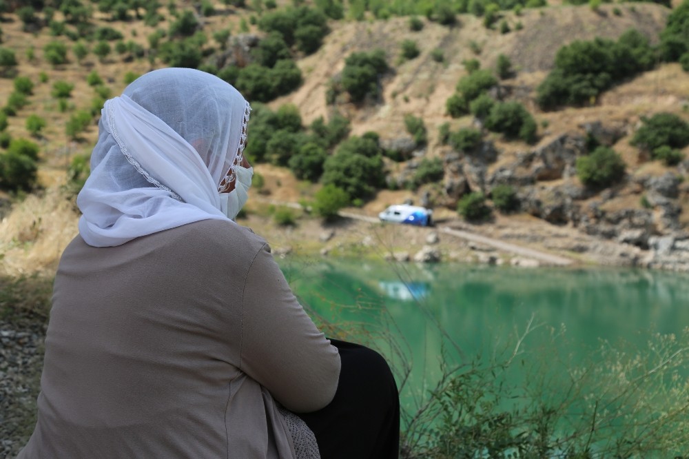 Kayıp Gülistan’ı arama çalışmaları sürüyor 
