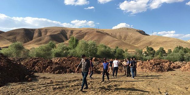 Kayıp şahsı arayan ekipler gömülü ceset buldu!