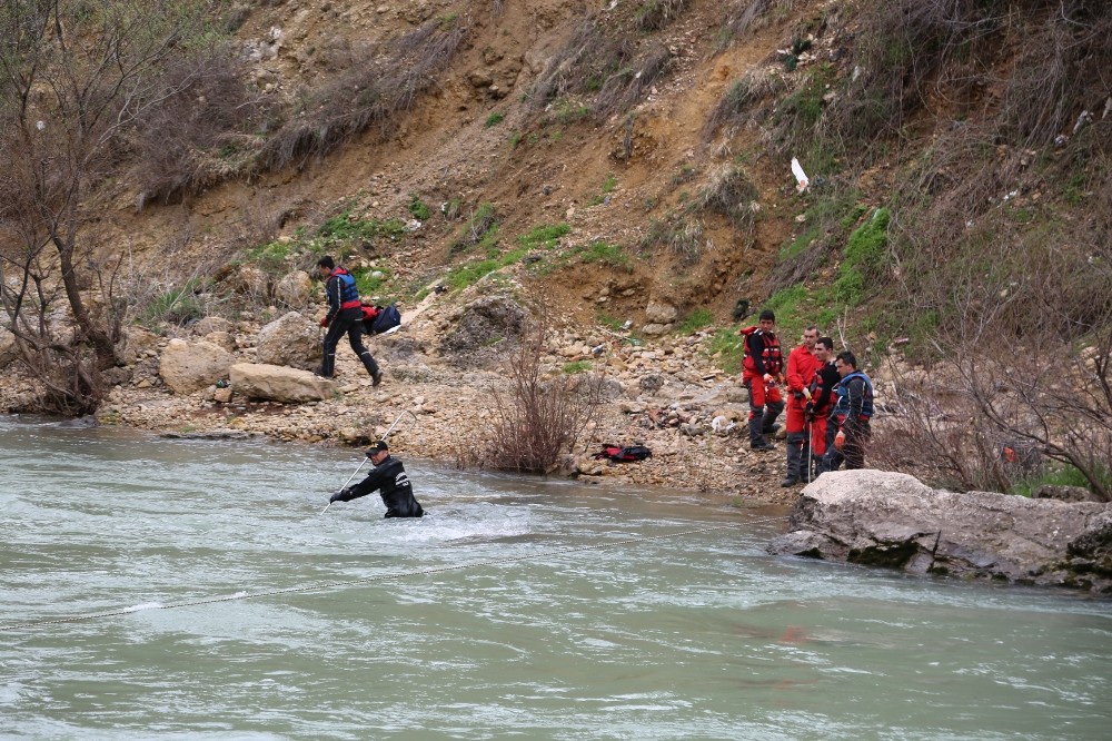 Kayıp Uzman Çavuş Güneş’i arama çalışmaları 4 farklı noktada sürüyor 