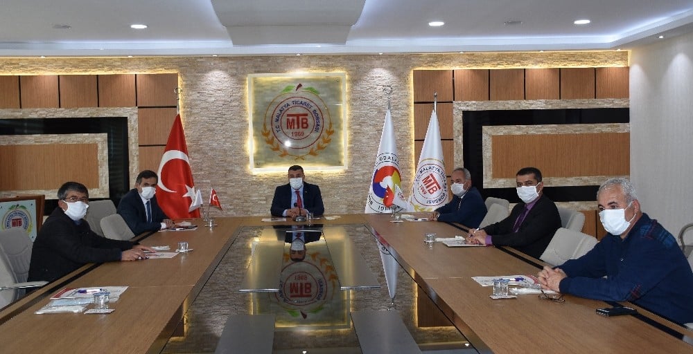 Kayısıda monilya alarmı 