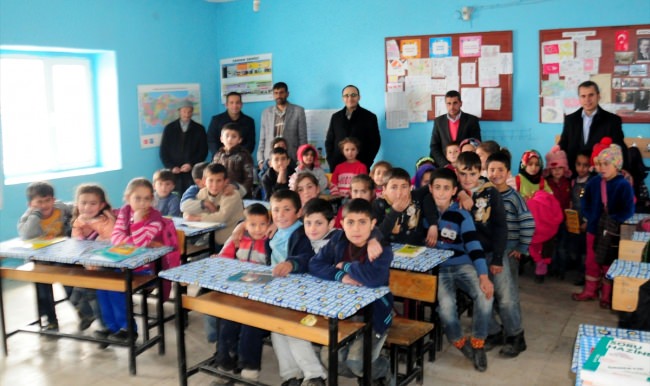 Kaymakam Bölükbaşı, köyleri ziyaret etti