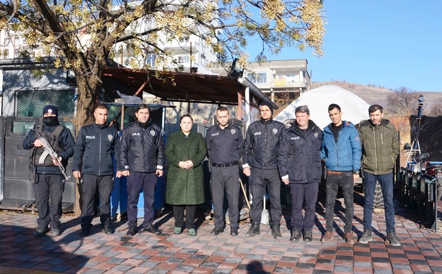 Kaymakam Demir’den polis uygulama noktasına ziyaret 