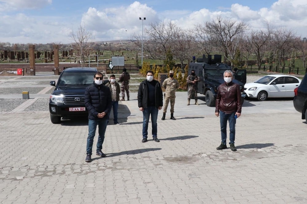 Kaymakam Erat trafik uygulamalarına katıldı 
