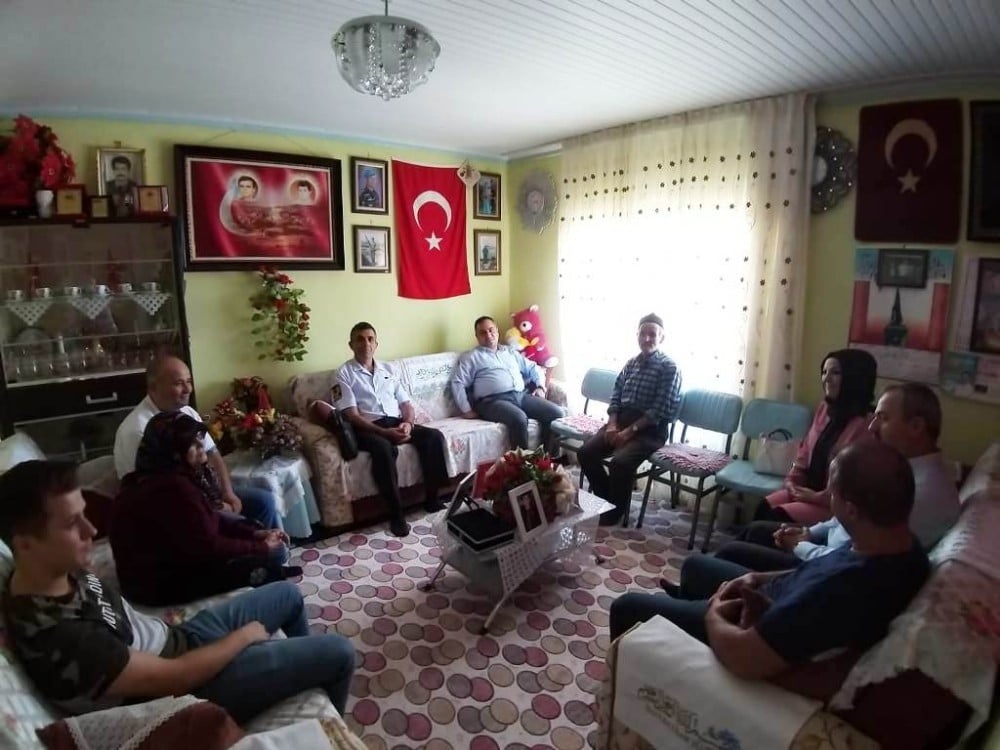 Kaymakam Halim’den şehit ve gazi ailelerine bayram ziyareti 
