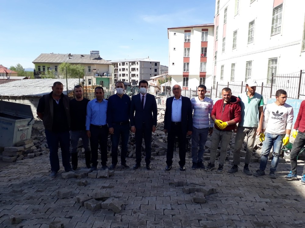 Kaymakam İlidi, yol yapım çalışmalarını inceledi 