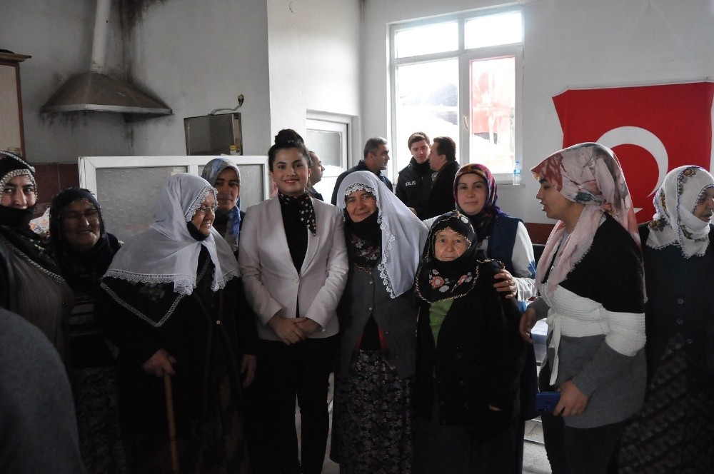 Kaymakam Karataş vatandaşlarla buluştu 