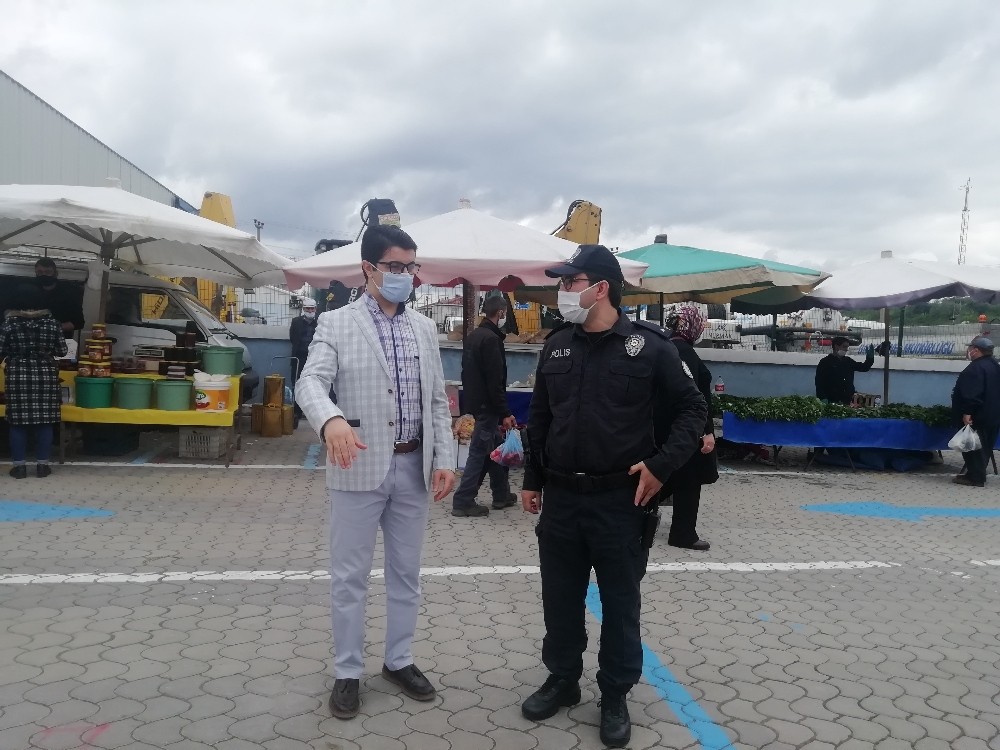 Kaymakam Kaya pazar yerini denetledi 