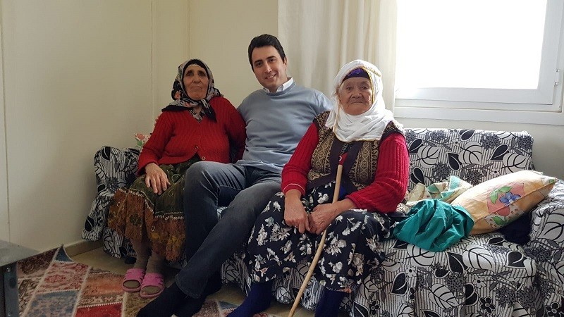 Kaymakam Kuruca’dan yaşlılara ziyaret 