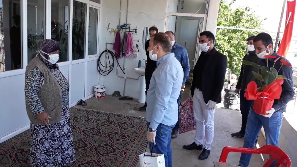 Kaymakam Mutlu şehit annelerini ziyaret etti 