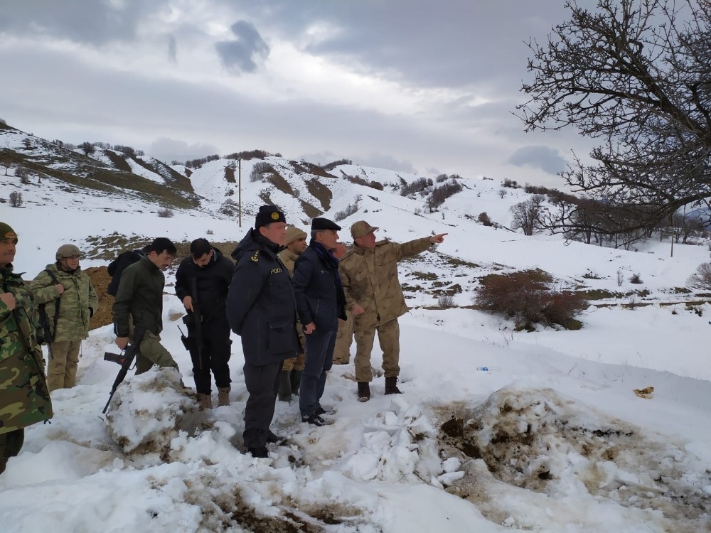 Kaymakam Özkan’dan operasyondaki birliklere ziyaret 