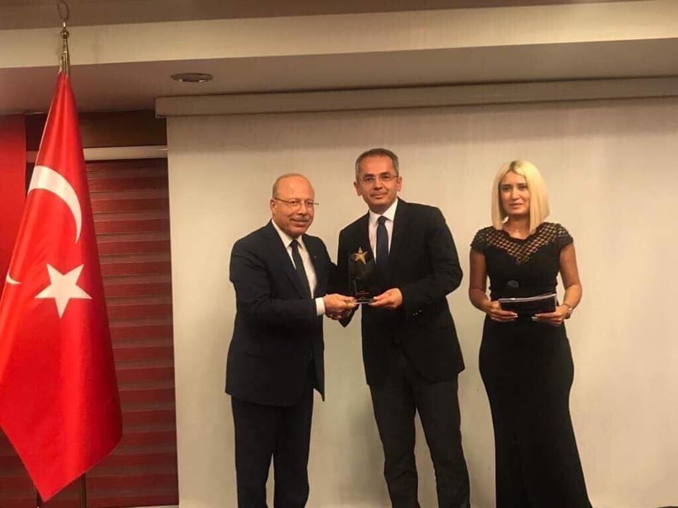Kaymakam Pişkin’e sosyal hizmet ödülü 