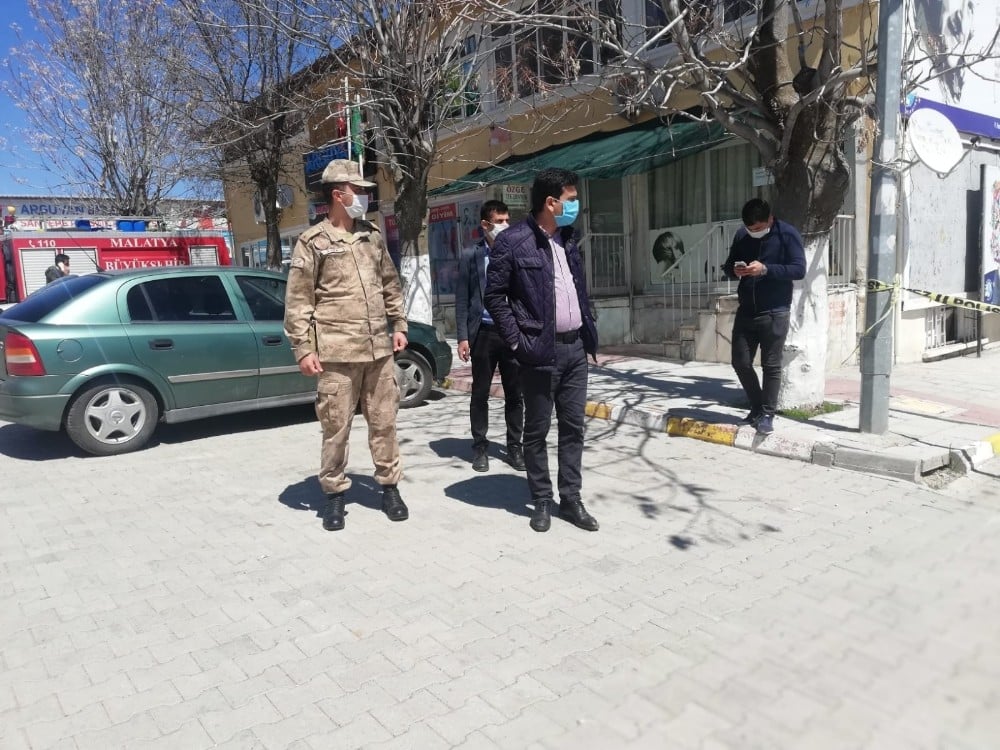Kaymakam Şahin, korona virüs önlemlerini denetledi 