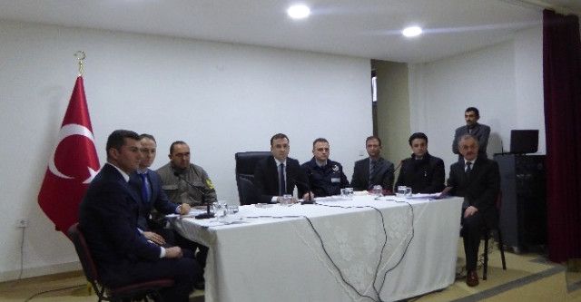 Kaymakam halk toplantısı düzenlendi