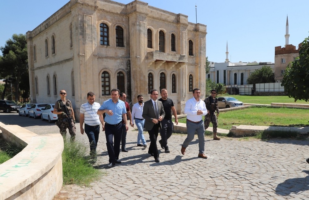 Kaymakam Sinanoğlu kurumları inceledi 