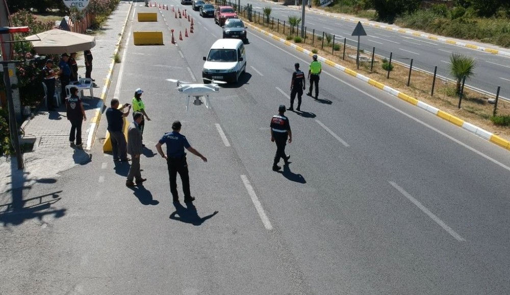Kaymakam Sırmalı, Kurban Bayramı öncesi yol kontrol ve arama faaliyetlerini denetledi 