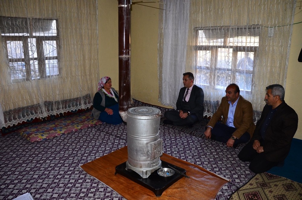 Kaymakam Solmaz’dan ihtiyaç sahiplerine ziyaret 