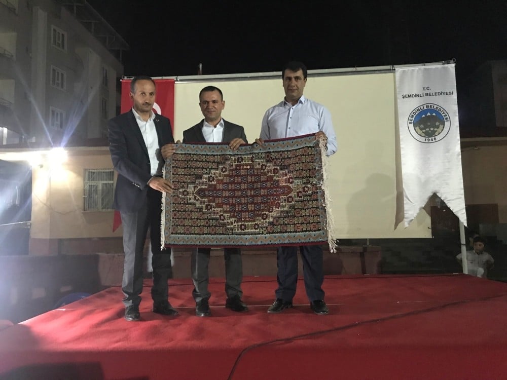 Kaymakam Türkman için veda yemeği 