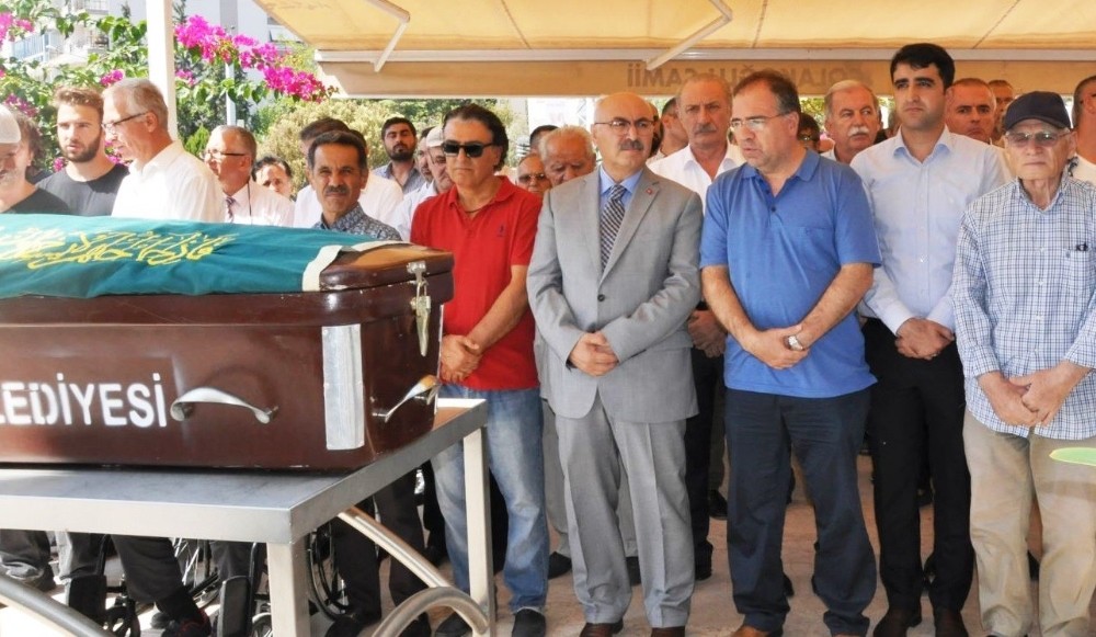 Kaymakam Türköz’ün babası toprağa verildi 