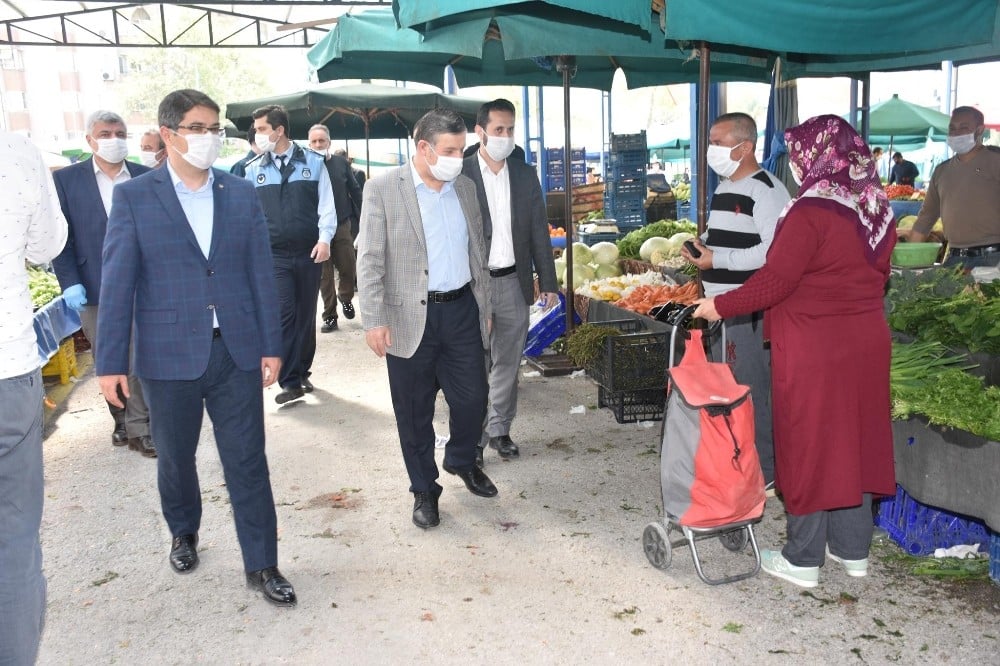 Kaymakam ve başkandan çarşı pazara sıkı denetim 