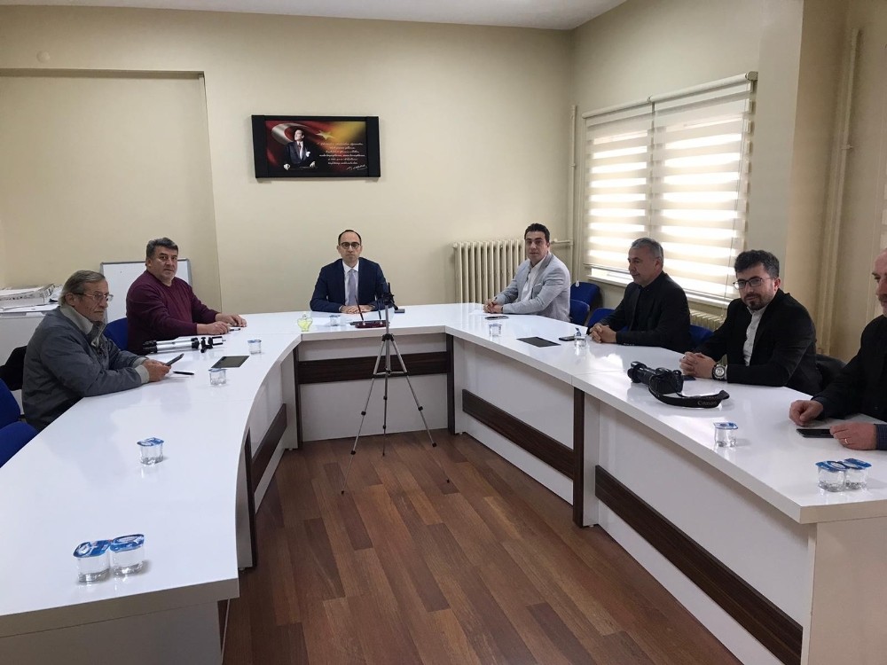 Kaymakam Yılmaz, gazetecilerle toplantı yaptı 