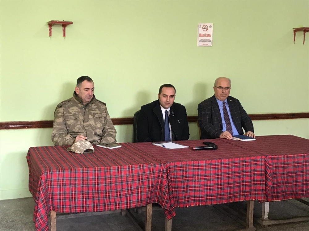 Kaymakam Yılmaz vatandaş ve muhtarlarla buluştu 