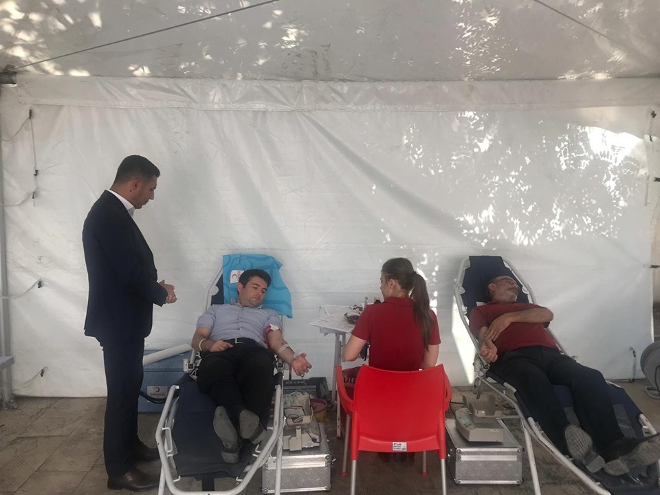 Kaymakamlardan kan bağışına destek 