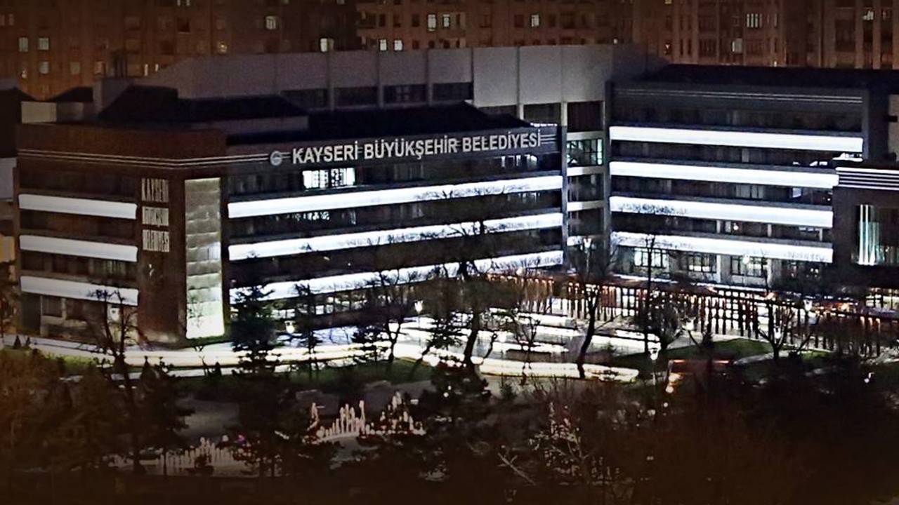 Kayseri Büyükşehir Belediyesi hazır mezar yaptıracak
