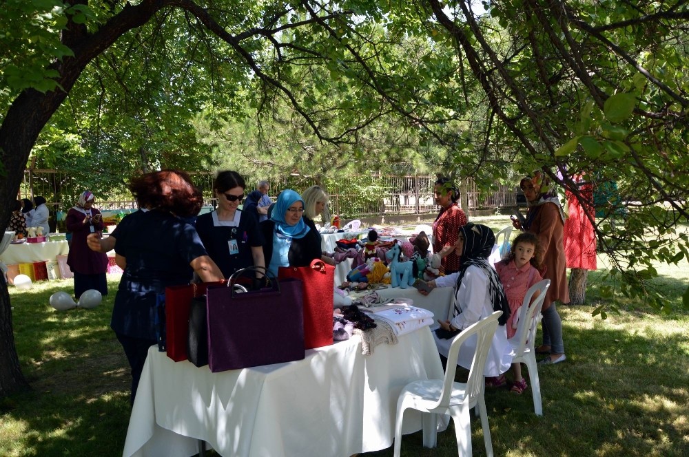 kayseri devlet hastanesi toplum ruh sagligi merkezi nden trsm yaz senligi duzenlendi