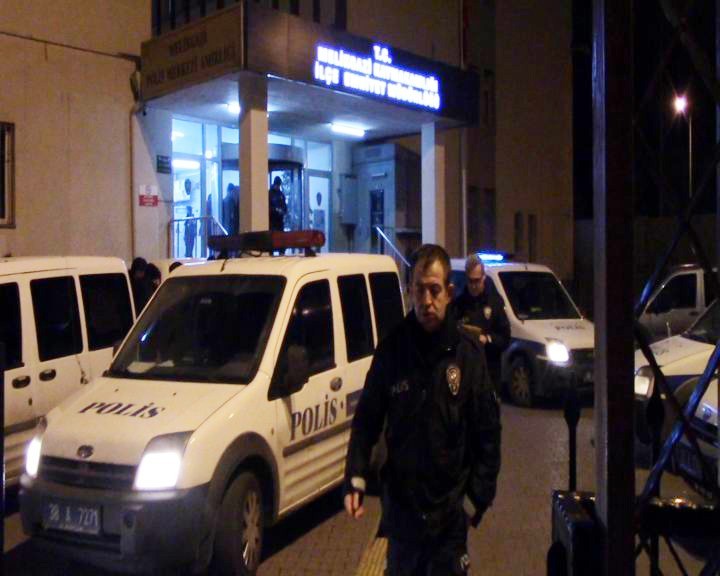 Kayseri Emniyetinden 110 personelle 30 adrese eş zamanlı operasyon düzenlendi 