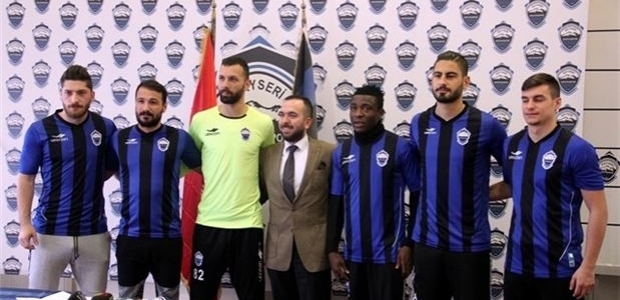 Kayseri Erciyesspor'da imza şov