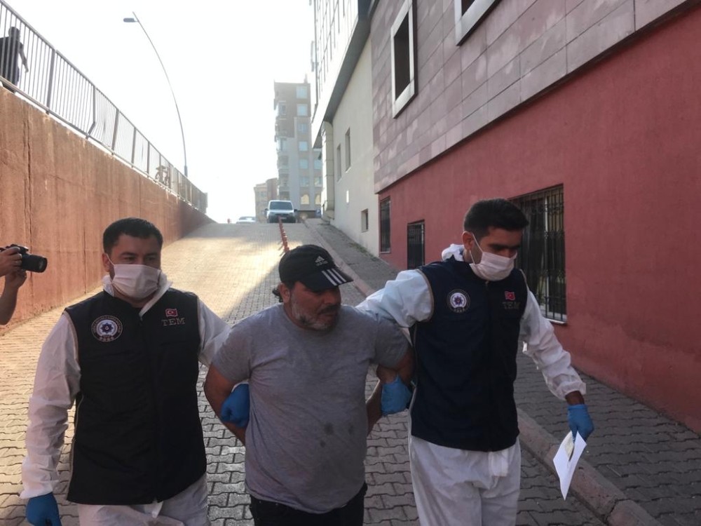 Kayseri polisinden terör operasyonu: 6 kişi gözaltına alındı 