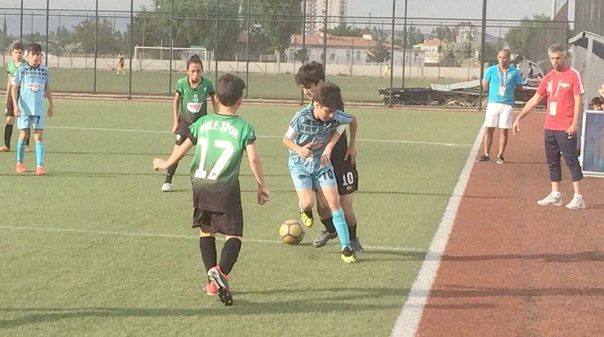 Kayseri U-13 Futbol Liginde finalistler belli oldu 