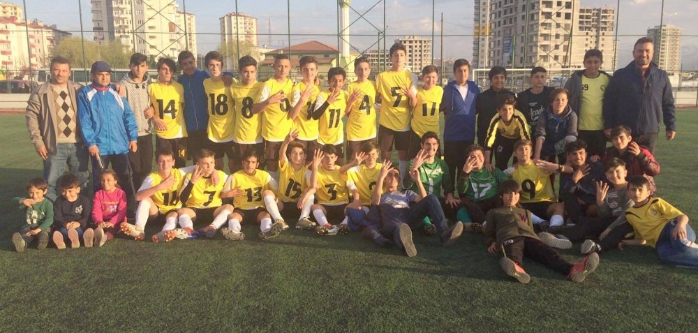 Kayseri U-14 Ligi şampiyonu Kocasinan Şimşek, Türkiye Şampiyonası’na katılacak 
