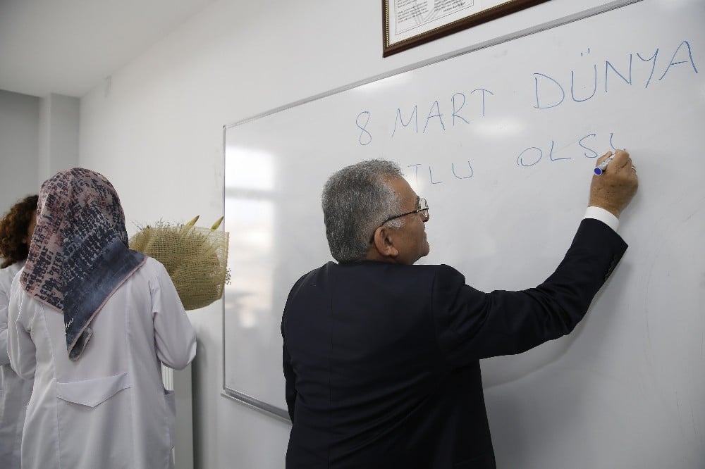 Kayseri Yeni Bir Kütüphaneye Kavuşuyor 