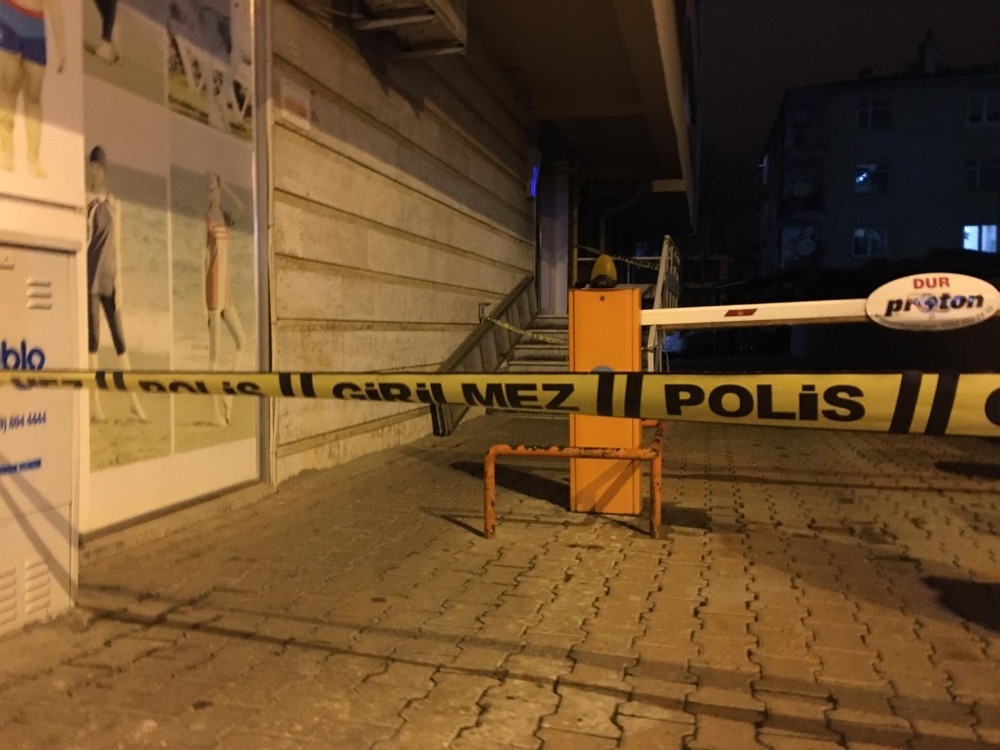 Kayseri’de 7 katlı apartman karantinaya alındı 