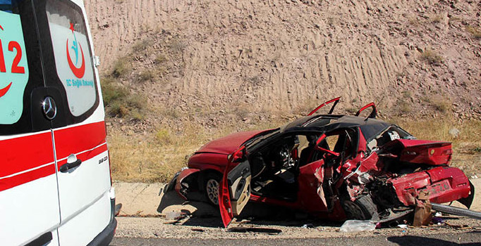 Kayseri’de bir otomobilden 9 yaralı çıktı