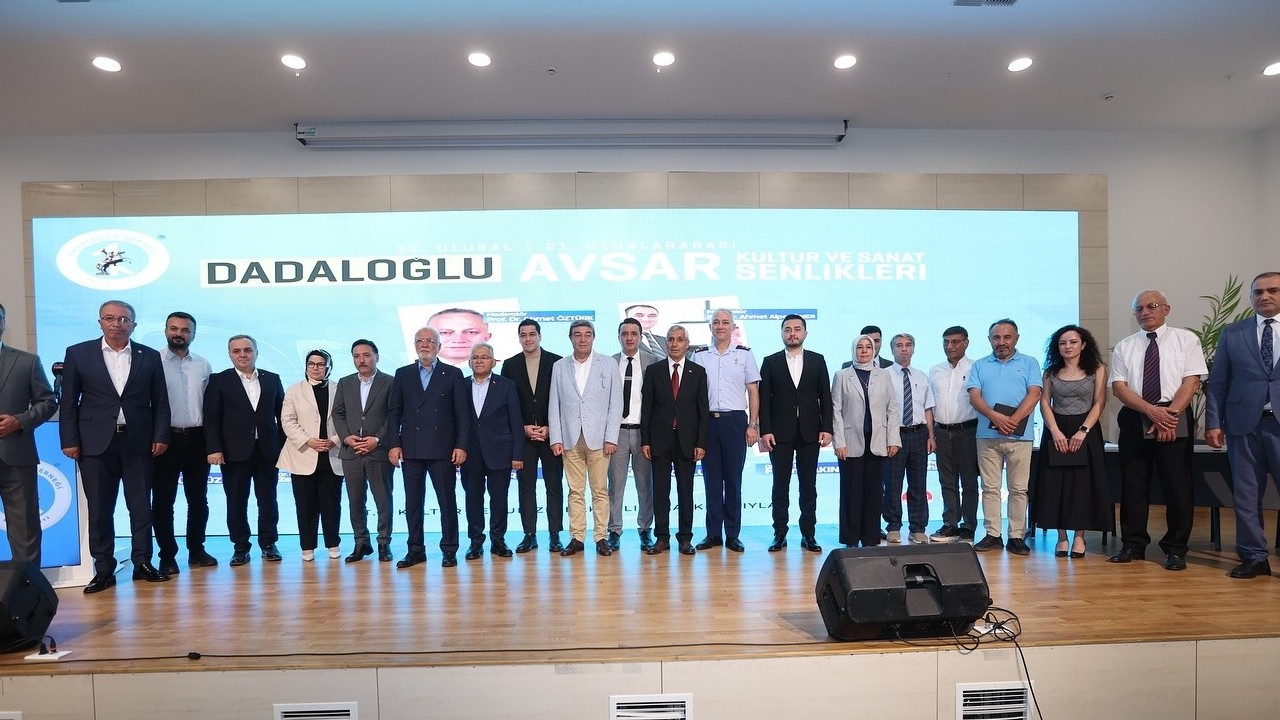 Kayseri’de Dadaloğlu Avşar Kültür ve Sanat Şenlikleri Paneli düzenlendi