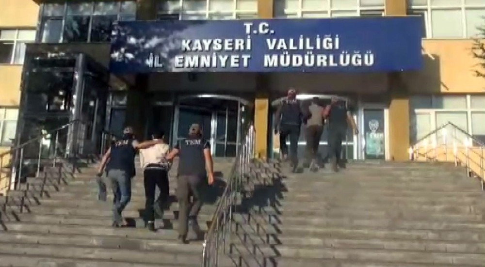 Kayseri’de DEAŞ adına faaliyet yürüten 3 kişi gözaltına alındı 