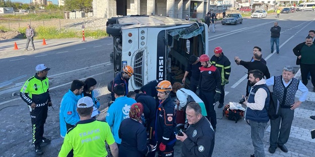 Kayseri'de feci kaza! Çok sayıda yaralı var
