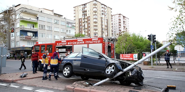 Kayseri'de feci kaza: Yaralılar var