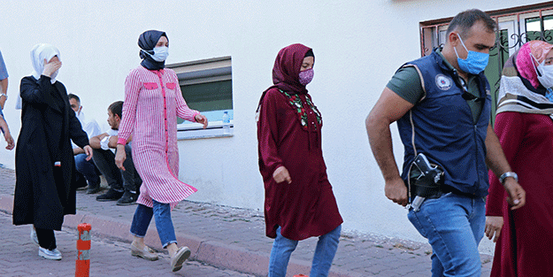 Kayseri'de FETÖ operasyonu! 4 zanlı gözaltına alındı