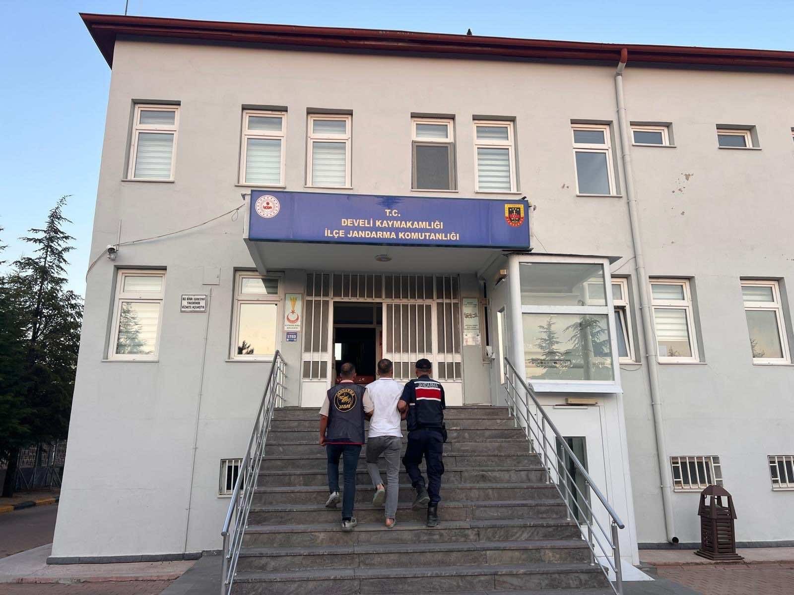 Kayseri’de FETÖ’den aranan şahıs yakalandı