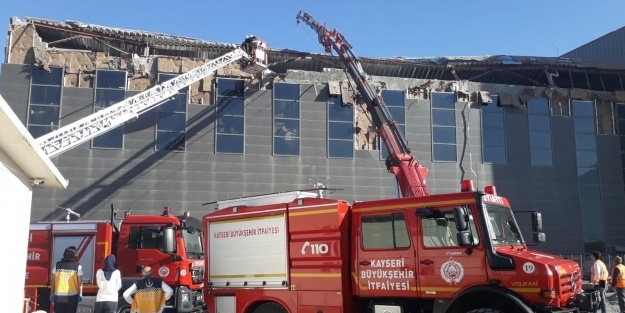 Kayseri'de göçük! 1 işçi enkaz altında