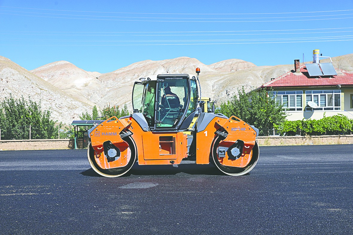 Kayseri'de hizmete devam! Akkışla’ya 55 milyon liralık ‘yol’ yatırımı