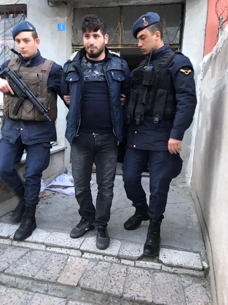 Kayseri’de HTS terör örgütü operasyonu: 5 gözaltı 