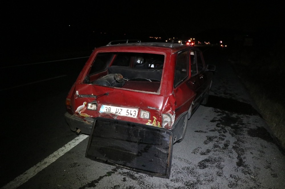 Kayseri’de iki otomobil çarpıştı: 10 yaralı 