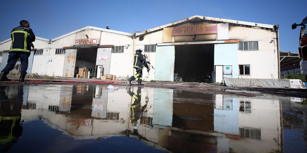 Kayseri'de korkutan yangın! Fabrika alev alev yandı